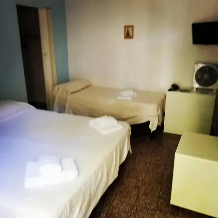 Hotel Caprice 2*